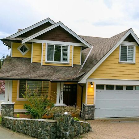 Bellamy Manor Large Home With 5Beds! In Langford Victoria Dış mekan fotoğraf
